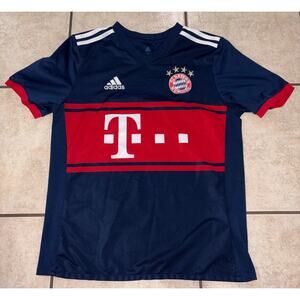 Adidas Bayern Munich jersey shirt large soccer